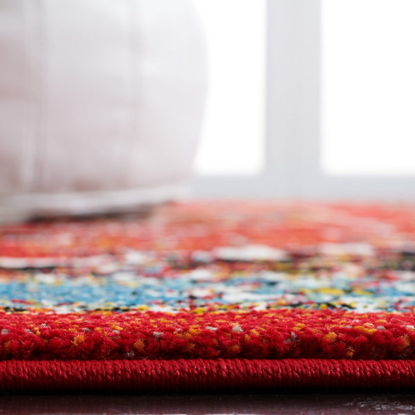 Safavieh Vintage Hamadan 266 Power Loomed Polypropylene Transitional Rug VTH266Q-9