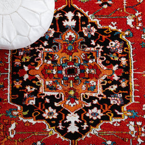Safavieh Vintage Hamadan 266 Power Loomed Polypropylene Transitional Rug VTH266Q-9