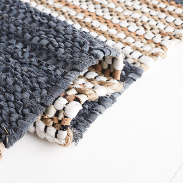 Safavieh Vintage Leather 204 Hand Woven 90% Leather And 10% Jute Rug VTL204G-5