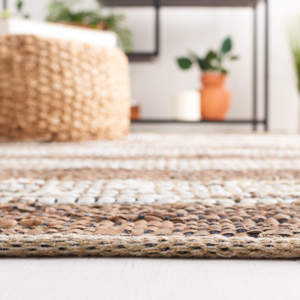 Safavieh Vintage Leather 204 Hand Woven 90% Leather And 10% Jute Rug VTL204T-5