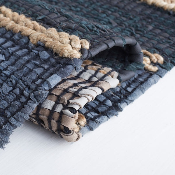 Safavieh Vintage Leather 206 Hand Woven 90% Leather And 10% Jute Rug VTL206Z-5