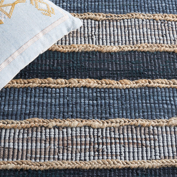 Safavieh Vintage Leather 206 Hand Woven 90% Leather And 10% Jute Rug VTL206Z-5