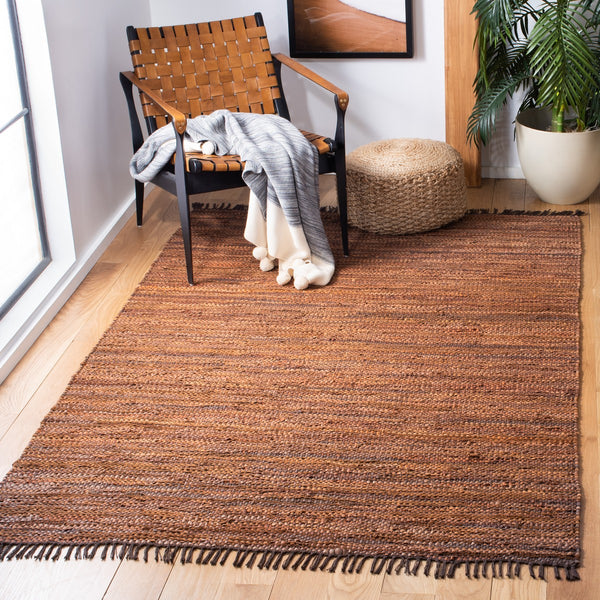 Vintage Leather 501 Contemporary Flat Weave 90% Recycled Leather, 10% Cotton Rug Light Brown