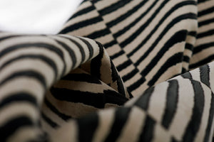 Momeni Xander XAN-1 Machine Made Contemporary Striped Indoor Area Rug Black 9'3" x 12'6" XANDEXAN-1BLK93C6