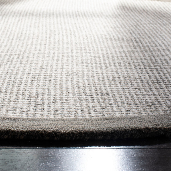 Safavieh Abstract 220 Hand Tufted Wool Rug ABT220A-28