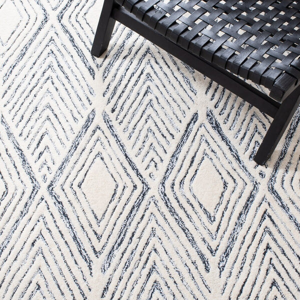 Abstract Hand Tufted Rug - Luxurious 50% Wool & 50% Nylon Blend with Elegant Design for Any Space