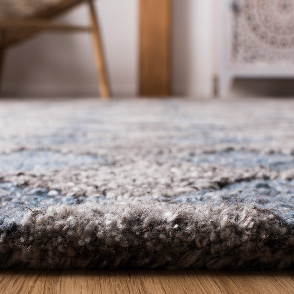 Safavieh Abstract 626 Hand Tufted 65% Wool/25% Viscose/10% Nylon Contemporary Rug ABT626F-9