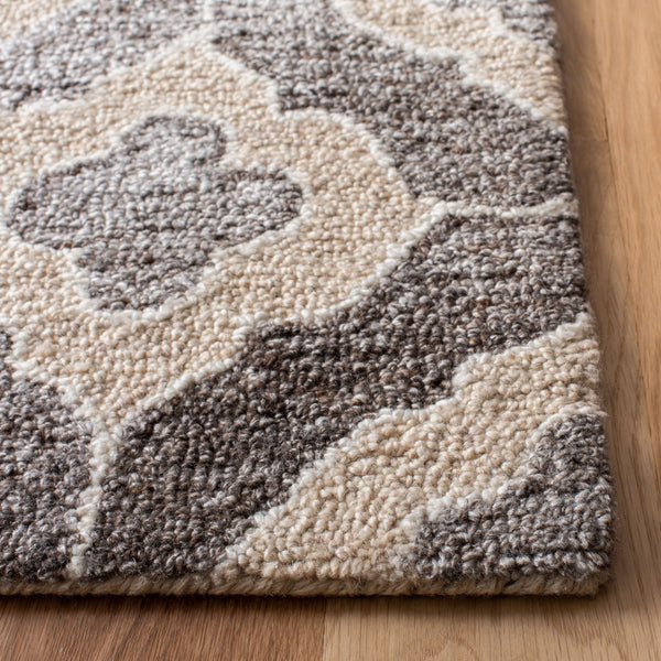 Safavieh Abstract 634 Hand Tufted 65% Wool/25% Viscose/10% Nylon Contemporary Rug ABT634B-28