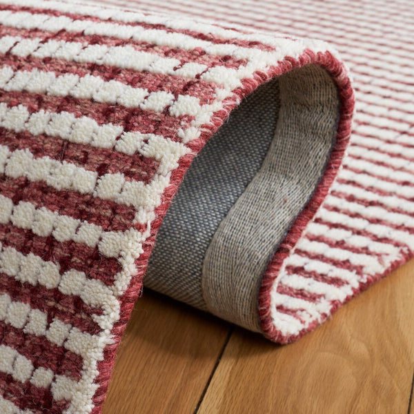 Safavieh Abstract 853 Hand Tufted Wool Contemporary Rug ABT853Q-8