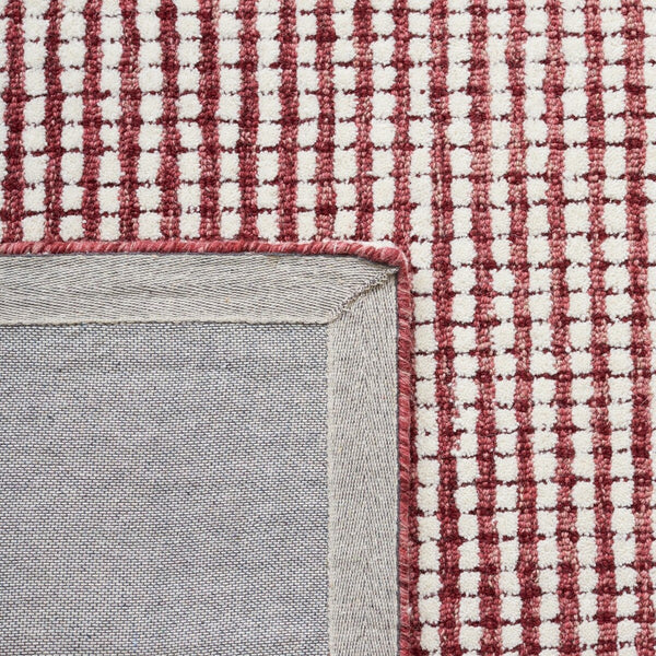 Safavieh Abstract 853 Hand Tufted Wool Contemporary Rug ABT853Q-8