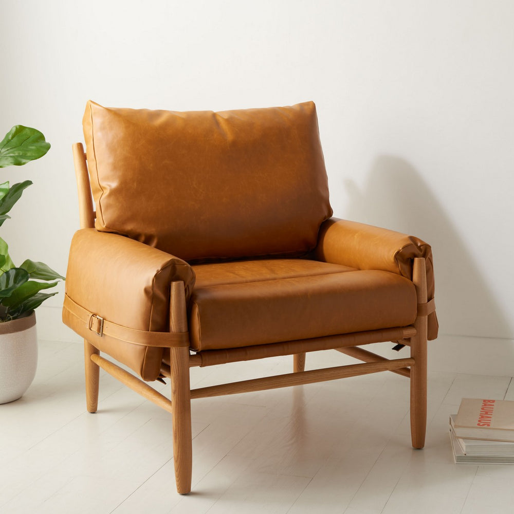 Safavieh Oslo Mid Century Arm Chair ACH4509A