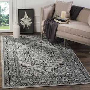 Safavieh Adirondack 108 Power Loomed 55% Polypropylene/ 40% Jute/ 5% Polyester Traditional Rug ADR108A-280