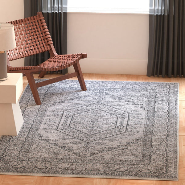 Safavieh Adirondack 108 Power Loomed 55% Polypropylene/ 40% Jute/ 5% Polyester Rug ADR108C-9