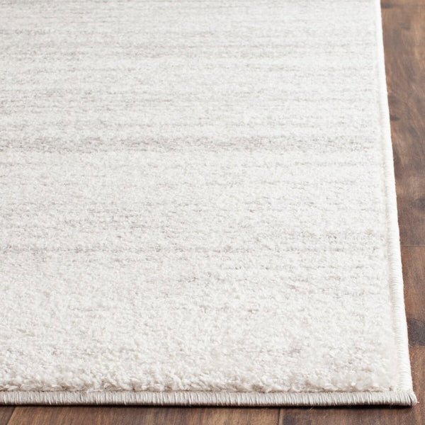 Safavieh Adirondack 113 Power Loomed 55% Polypropylene/ 40% Jute/ 5% Polyester Rug ADR113B-5SQ