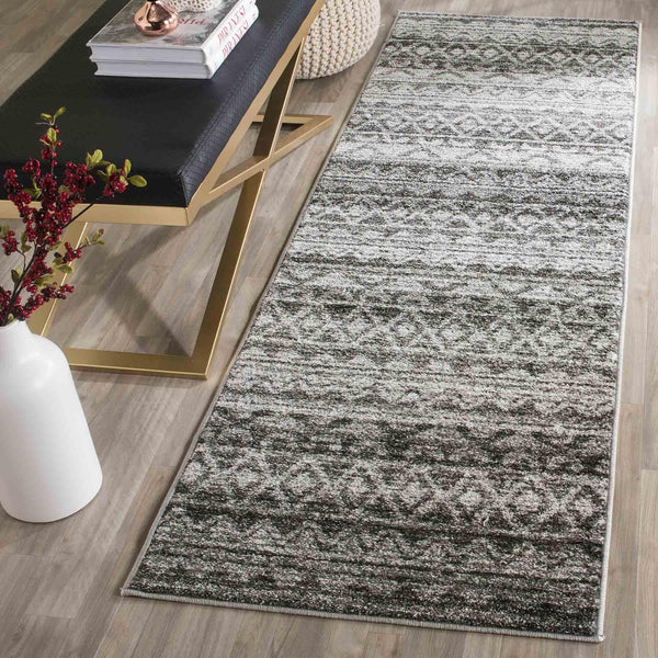 Safavieh Adirondack 119 Power Loomed 55% Polypropylene/ 40% Jute/ 5% Polyester Rug ADR119N-4SQ