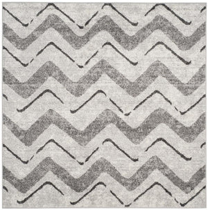 Safavieh Adirondack 121 Power Loomed 55% Polypropylene/ 40% Jute/ 5% Polyester Rug ADR121P-4