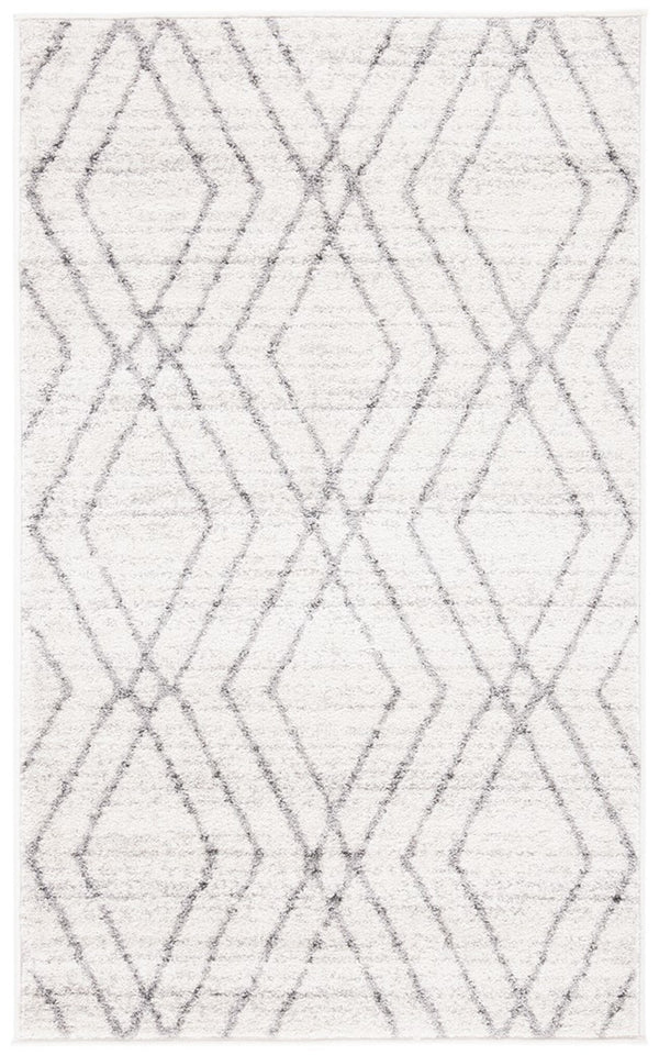 Adirondack Adirondack 162 Contemporary Power Loomed Polypropylene Pile Rug Ivory / Grey