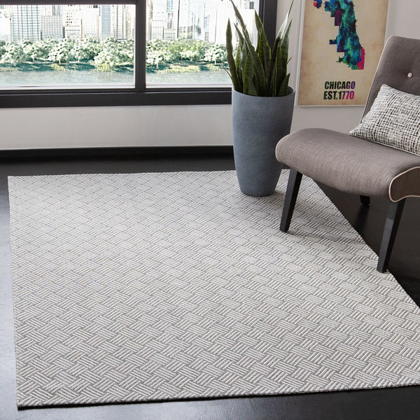 Augustine 400 Augustine 418  Power Loomed Polyester + Cotton Rug Grey / Silver