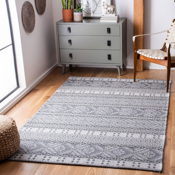 Augustine 400 Augustine 445  Power Loomed 72.0%Coton,23.9%Polyester,4.1%Viscose Rug Light Grey / Anthracite