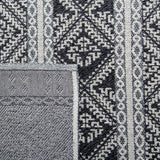 Augustine 400 Augustine 445  Power Loomed 65.3%Coton,27.4%Polyester, 7.3%Viscose Rug Black / Cream