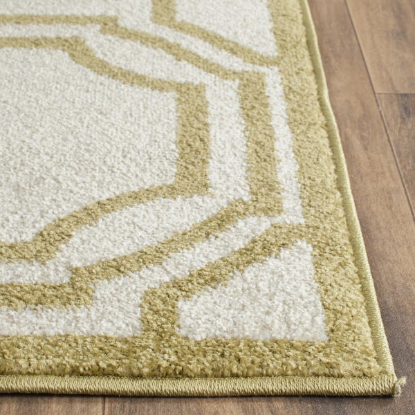 Safavieh Amherst 411 Power Loomed 67% Polypropylene 18% Fibrillated Polypropylene 8% Latex 7% Poly-cotton(warp) Rug AMT411A-3