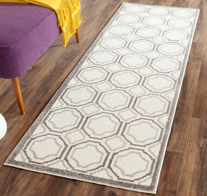 Safavieh Amherst 411 Power Loomed 67% Polypropylene 18% Fibrillated Polypropylene 8% Latex 7% Poly-cotton(warp) Rug AMT411E-3