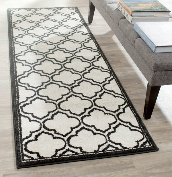 Safavieh Amherst 412 Power Loomed 67% Polypropylene 18% Fibrillated Polypropylene 8% Latex 7% Poly-cotton(warp) Rug AMT412D-3