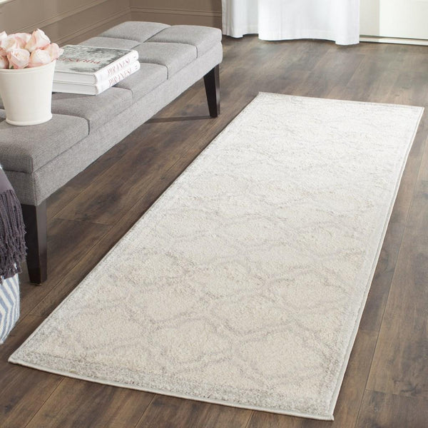 Safavieh Amherst 412 Power Loomed 67% Polypropylene 18% Fibrillated Polypropylene 8% Latex 7% Poly-cotton(warp) Rug AMT412E-3