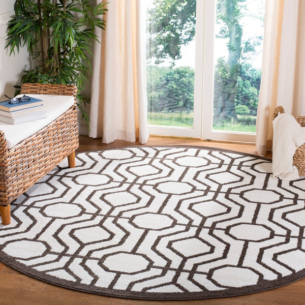 Safavieh Amherst 416 Power Loomed 67% Polypropylene 18% Fibrillated Polypropylene 8% Latex 7% Poly-cotton(warp) Rug AMT416J-9