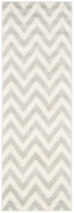 Safavieh Amherst 419 Power Loomed 67% Polypropylene 18% Fibrillated Polypropylene 8% Latex 7% Poly-cotton(warp) Rug AMT419B-3