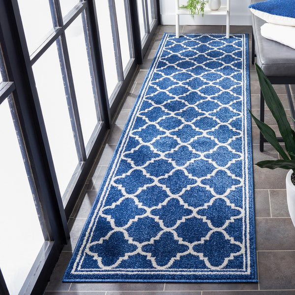 Safavieh Amherst 422 Power Loomed 65.6% Polypropylene 21% Fibrillated Polypropylene 5.9% Latex (SBR (50% Water/50% Latex))7.2% Poly-cotton(warp) Contemporary Rug AMT422P-8SQ