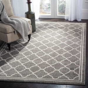 Safavieh Amherst 422 Power Loomed 65.6% Polypropylene 21% Fibrillated Polypropylene 5.9% Latex (SBR (50% Water/50% Latex))7.2% Poly-cotton(warp) Contemporary Rug AMT422R-8SQ
