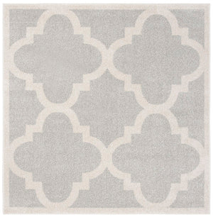 Safavieh Amherst 423 Power Loomed 67% Polypropylene 18% Fibrillated Polypropylene 8% Latex 7% Poly-cotton(warp) Rug AMT423B-3