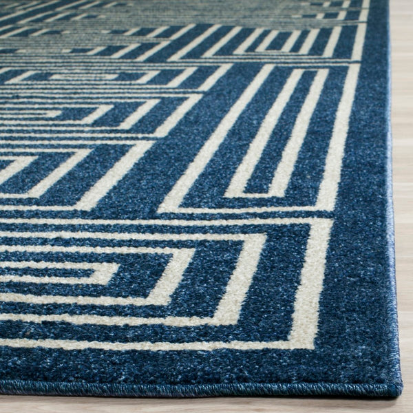 Safavieh Maze Power Loomed 67% Polypropylene 18% Fibrillated Polypropylene 8% Latex 7% Poly-cotton(warp) Rug AMT430P-4