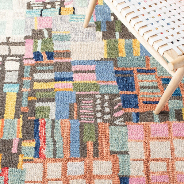 Safavieh Aspen 517 Hand Tufted Wool Bohemian Rug APN517A-7SQ