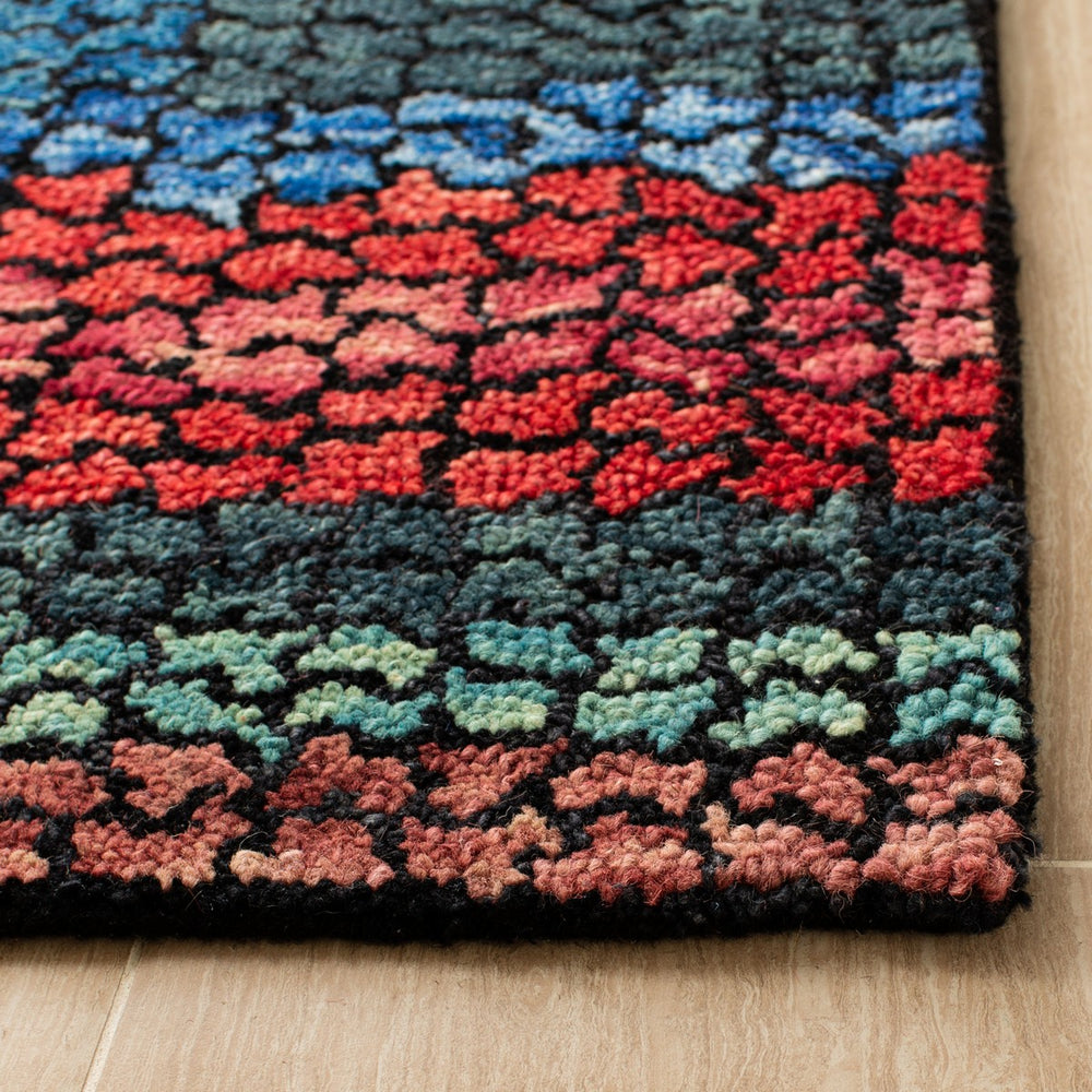 Safavieh Aspen 519 Hand Tufted Wool Bohemian Rug APN519N-7SQ