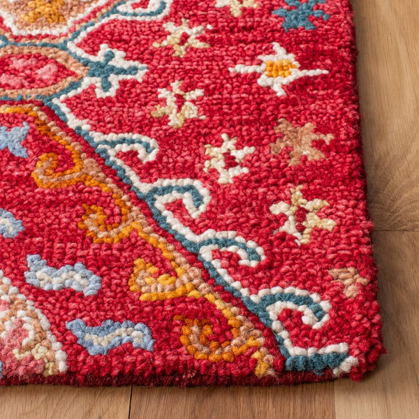 Aspen 529 Bohemian Handtufted 80% Wool 20% Cotton Rug Red / Gold