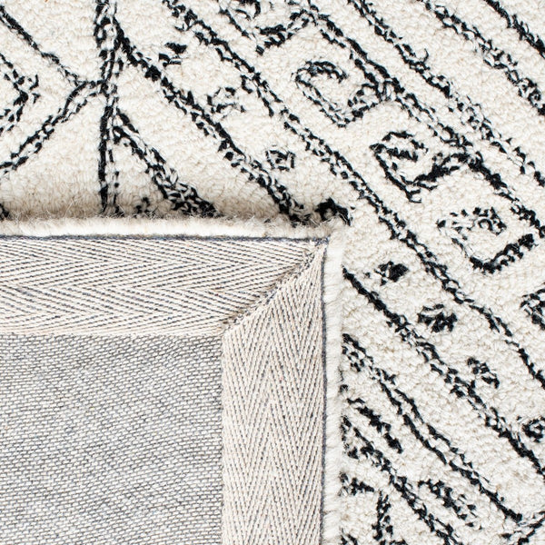 Aspen 821 Bohemian Hand Tufted 100% Wool Pile Rug Ivory / Black