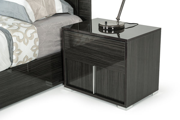 VIG Furniture Modrest Ari Italian Modern Grey Nightstand VGACARI-NS