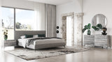 VIG Furniture Nova Domus Aria - Italian Modern Multi Grey Bed and Two Nightstands VGAC-ARIA-BED-BN
