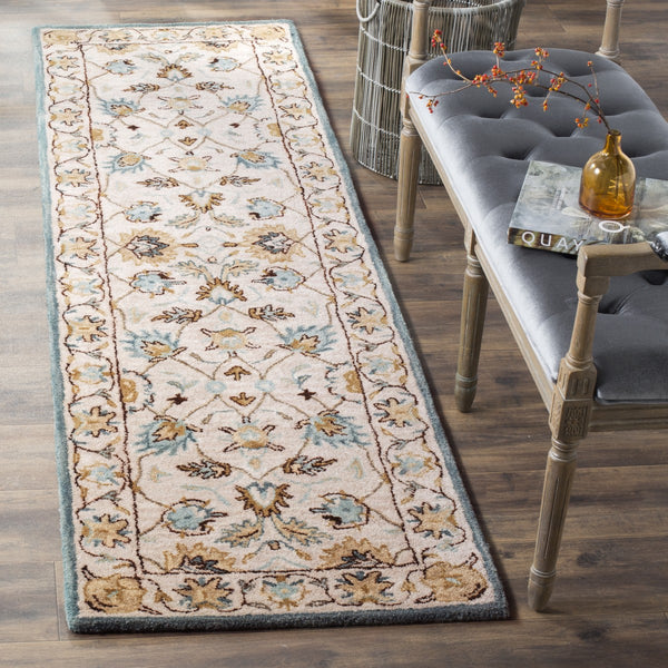 Safavieh Antiquity 812 Hand Tufted Wool Rug AT812B-4R