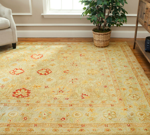 Safavieh Antiquity 822 Hand Tufted Wool Rug AT822B-4R