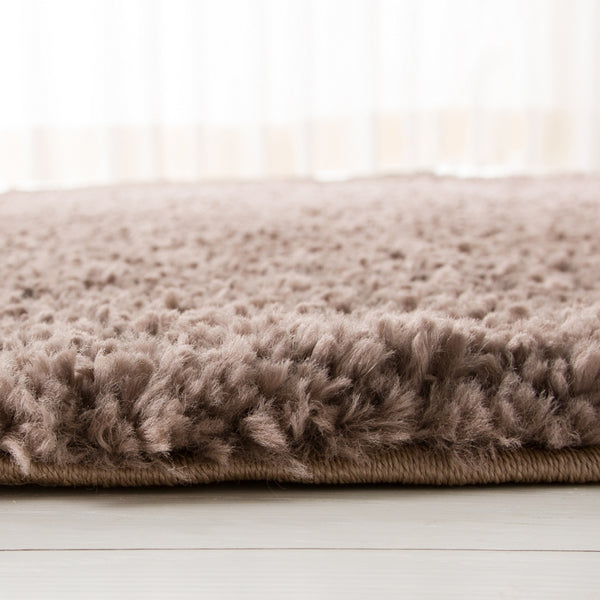 Safavieh August AUG900 Power Loomed Rug