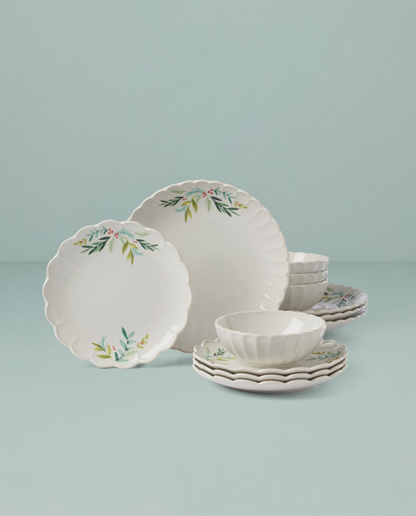 French Perle Scallop Holly 12-Piece Set