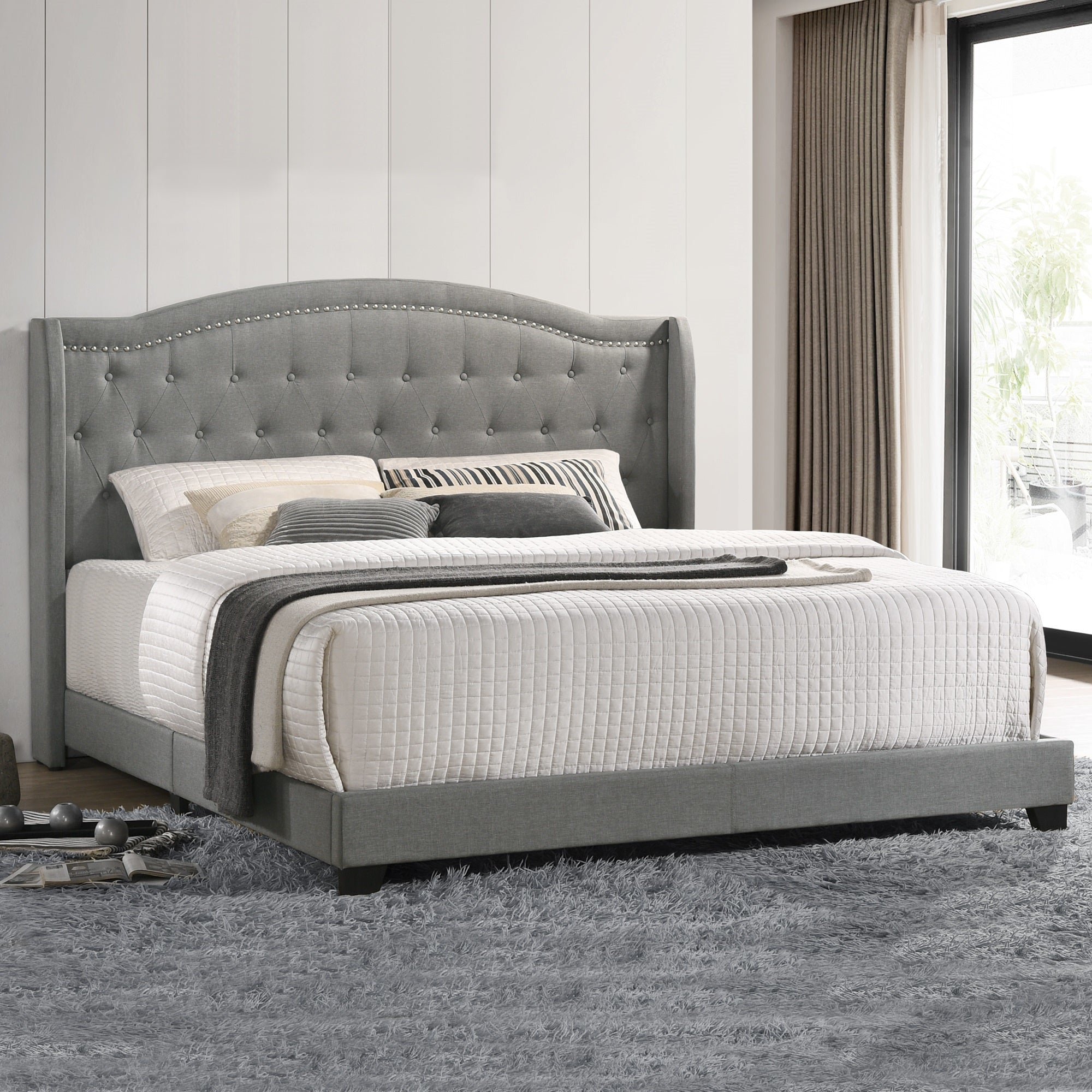 Intercon Rhyan Traditional Upholstered King Bed - Thumbnail 4