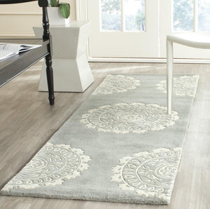 Safavieh Bella 122 Hand Tufted Wool Rug BEL122A-24