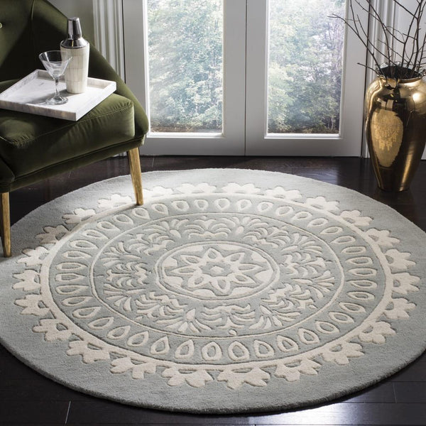 Safavieh Bella 122 Hand Tufted Wool Rug BEL122A-24
