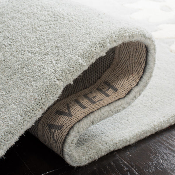 Safavieh Bella 122 Hand Tufted Wool Rug BEL122A-24