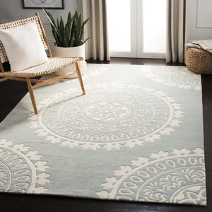 Safavieh Bella 122 Hand Tufted Wool Rug BEL122A-24