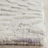 Safavieh Bella 129 Hand Tufted Wool Rug BEL129A-24